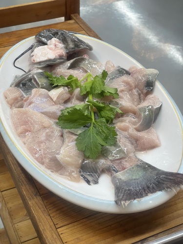 老船舫·现做活鲜鱼馆(向荣总店)