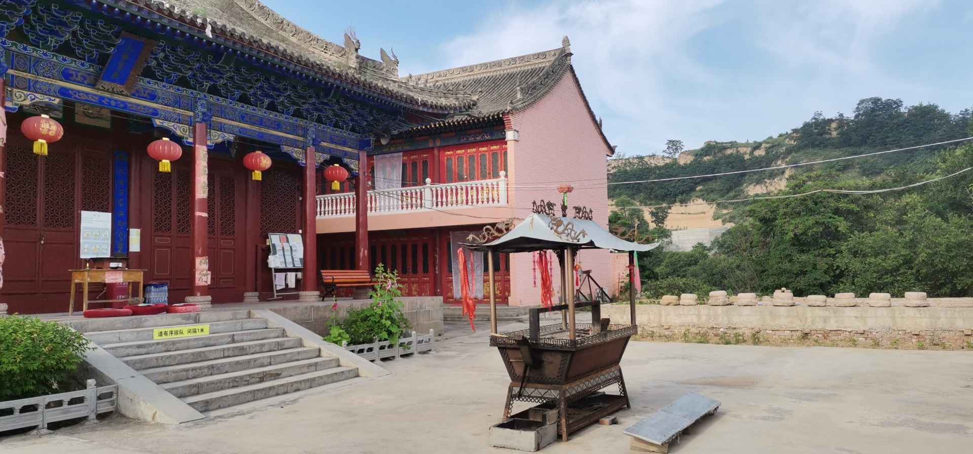 龙泉寺实景照片