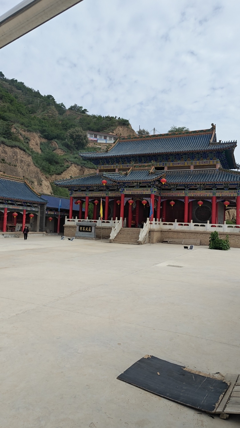 城隍庙实景照片