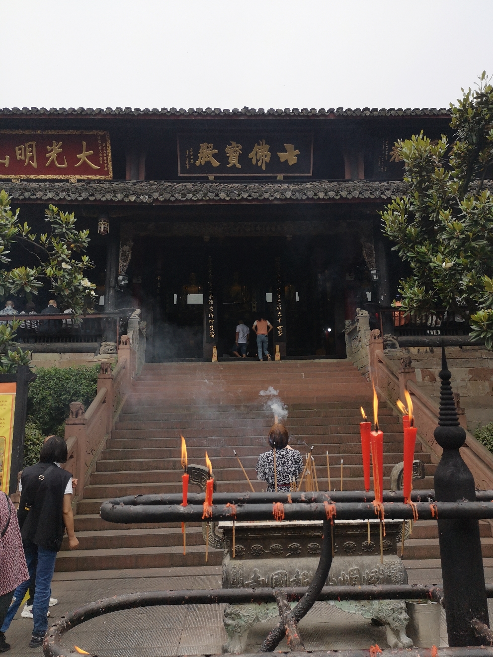 七佛宝殿实景照片