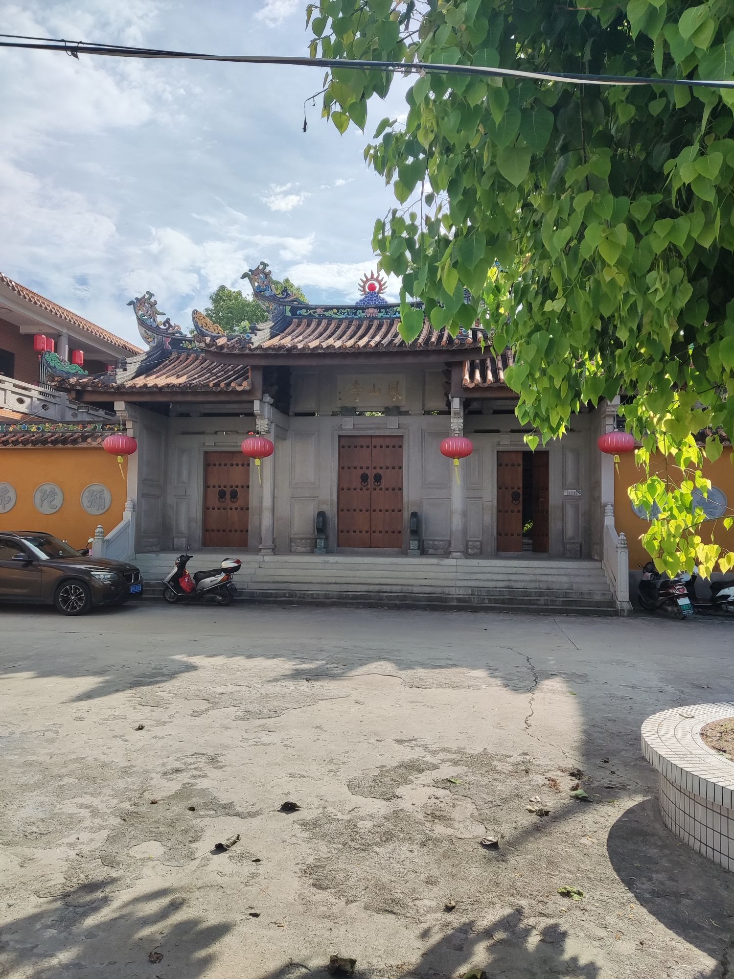 凤山寺实景照片