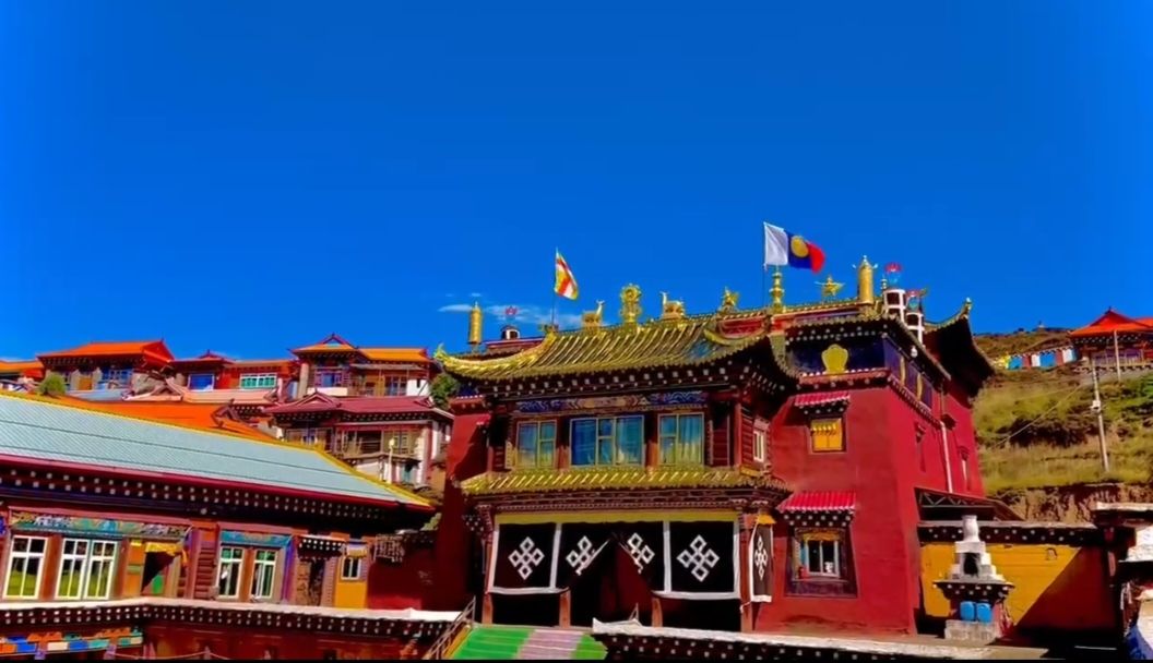 哲霍萨迦卡龙寺实景照片