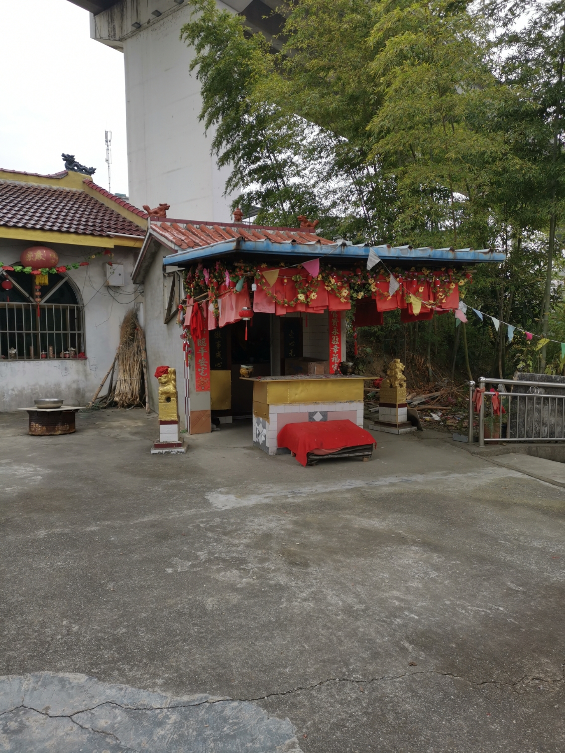 土地庙实景照片
