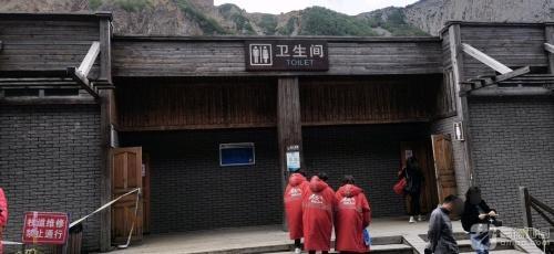 长白瀑布 景点照片