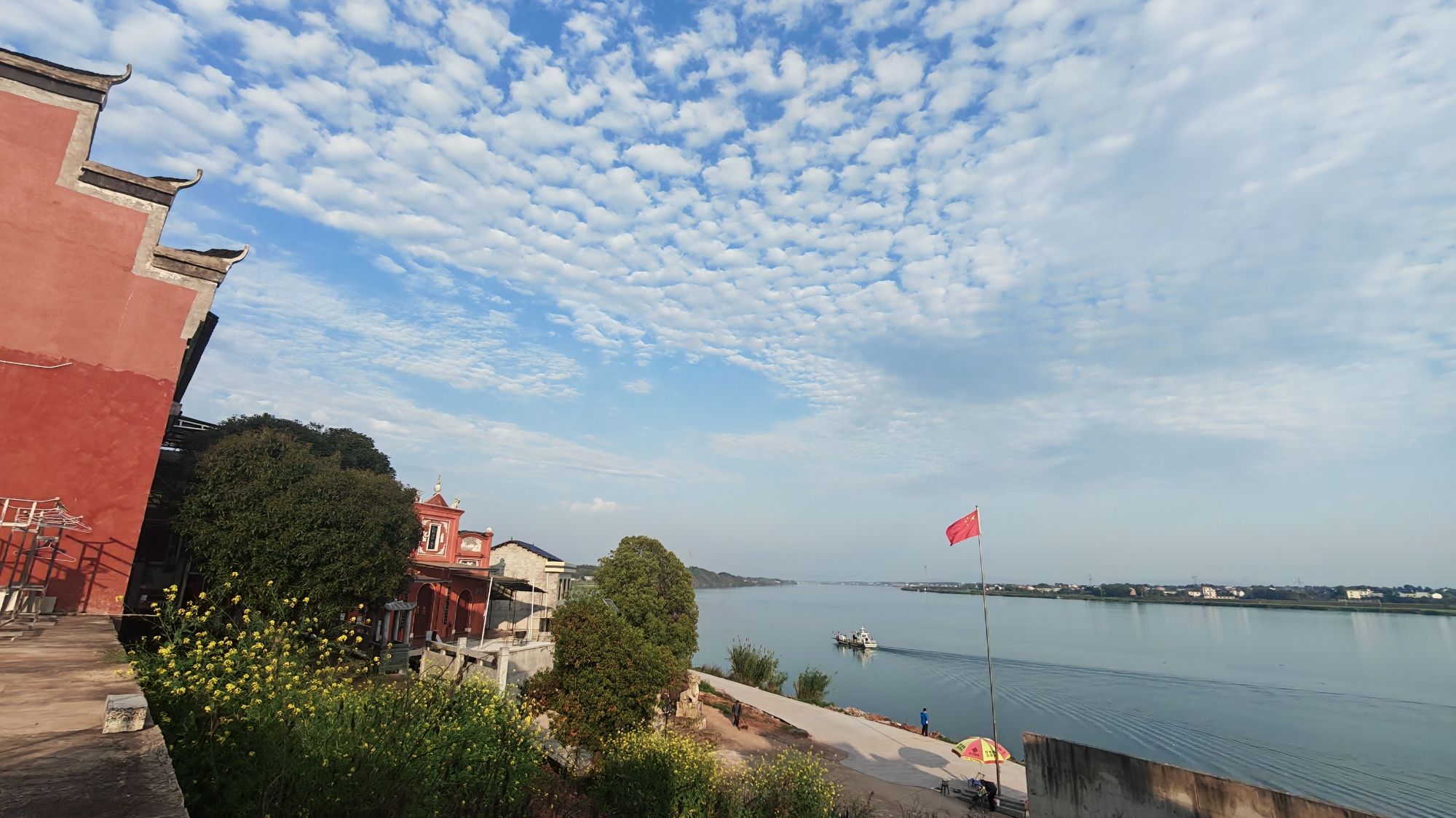 萱洲观潭寺实景照片