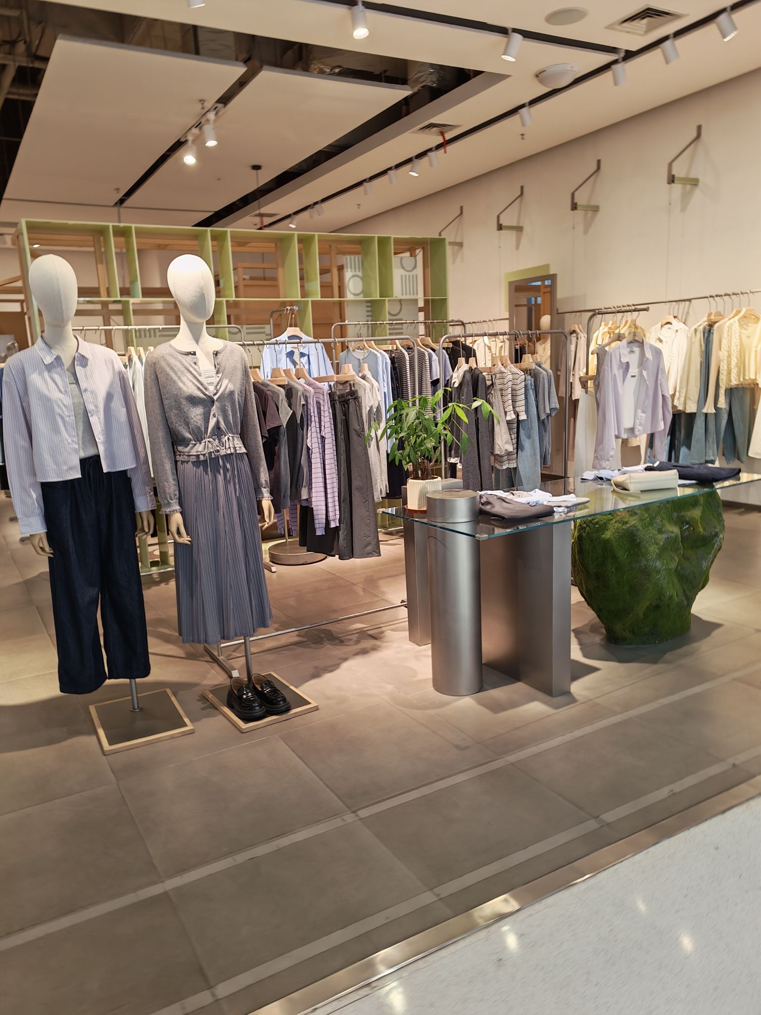 Gallery 2