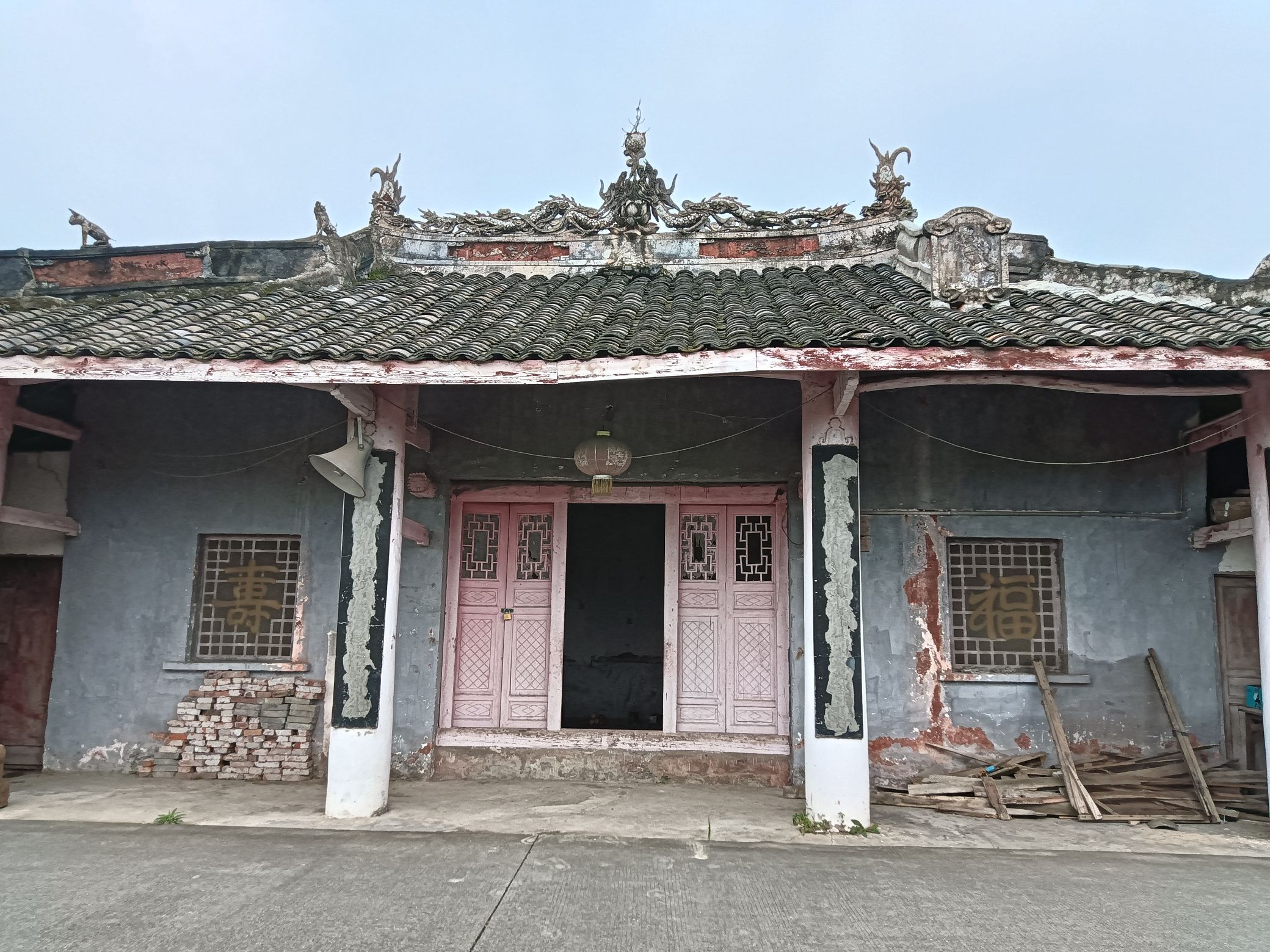 庙鸡寺实景照片