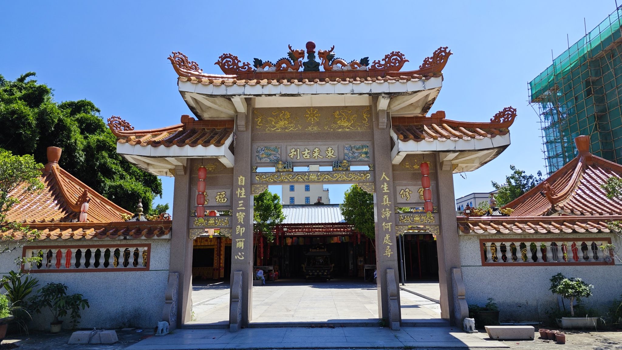 东来古寺实景照片