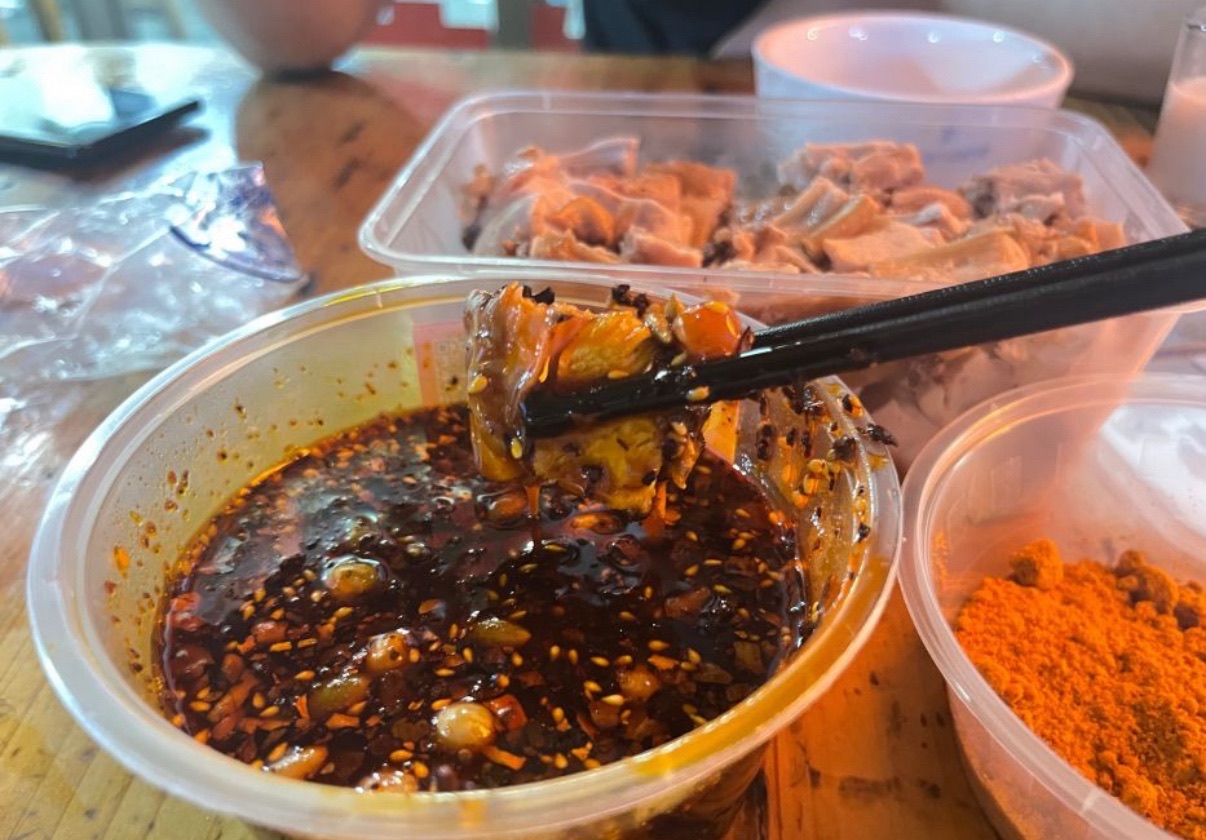 艾叶家会蘸水兔