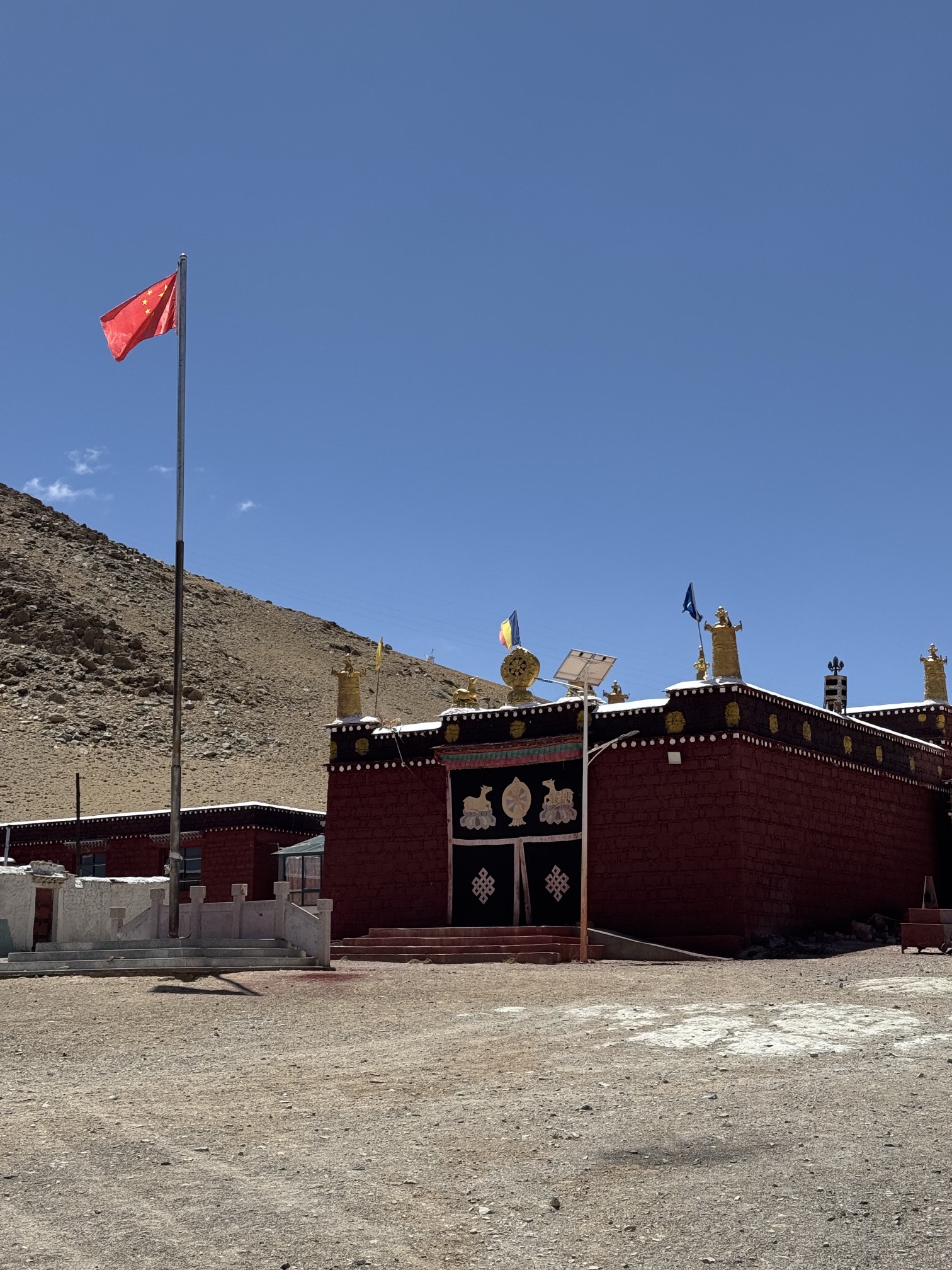 措勤县尼姑寺实景照片