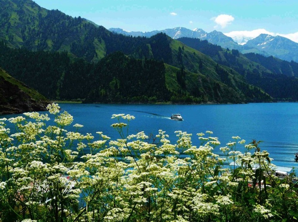 天山天池风景名胜区景点图片