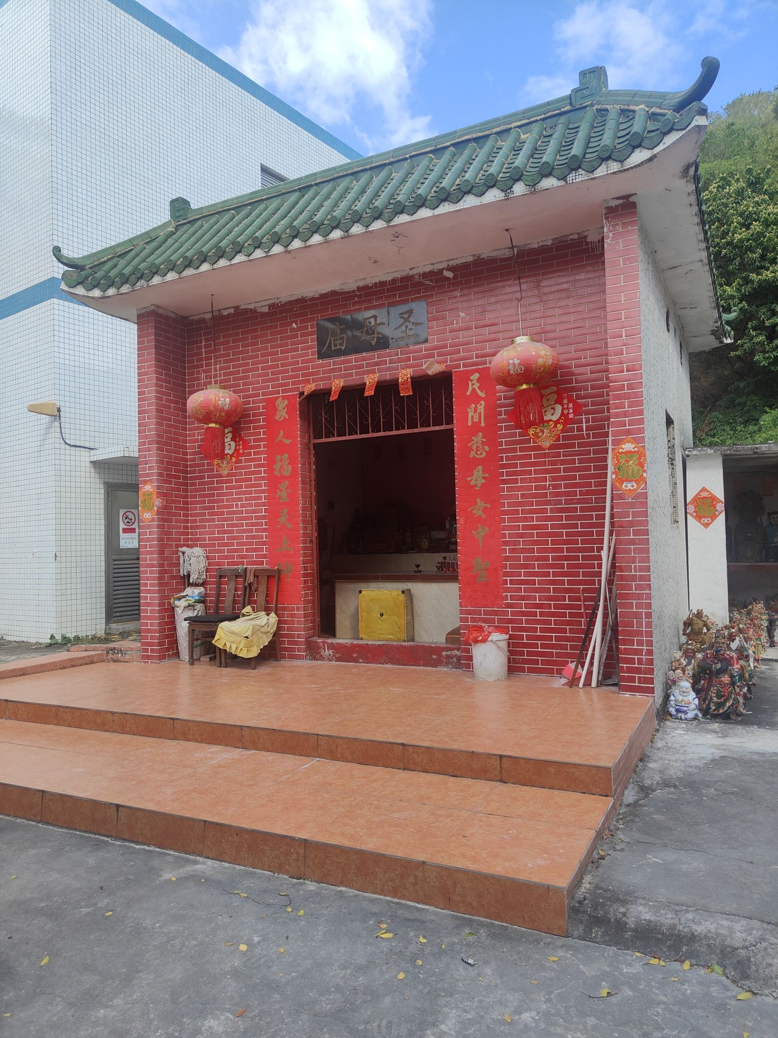 圣母庙实景照片