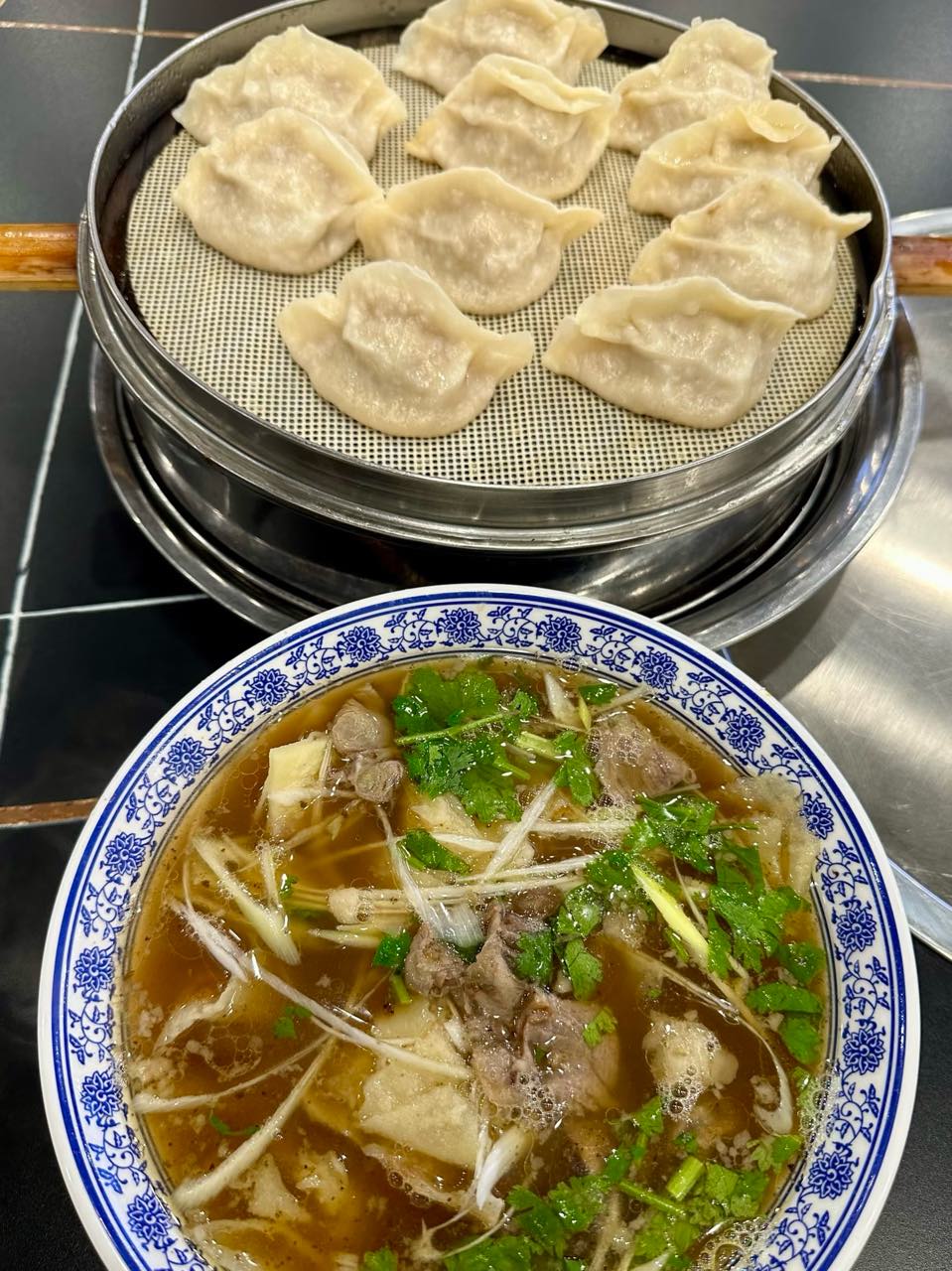 老白家饭店鑫润居店