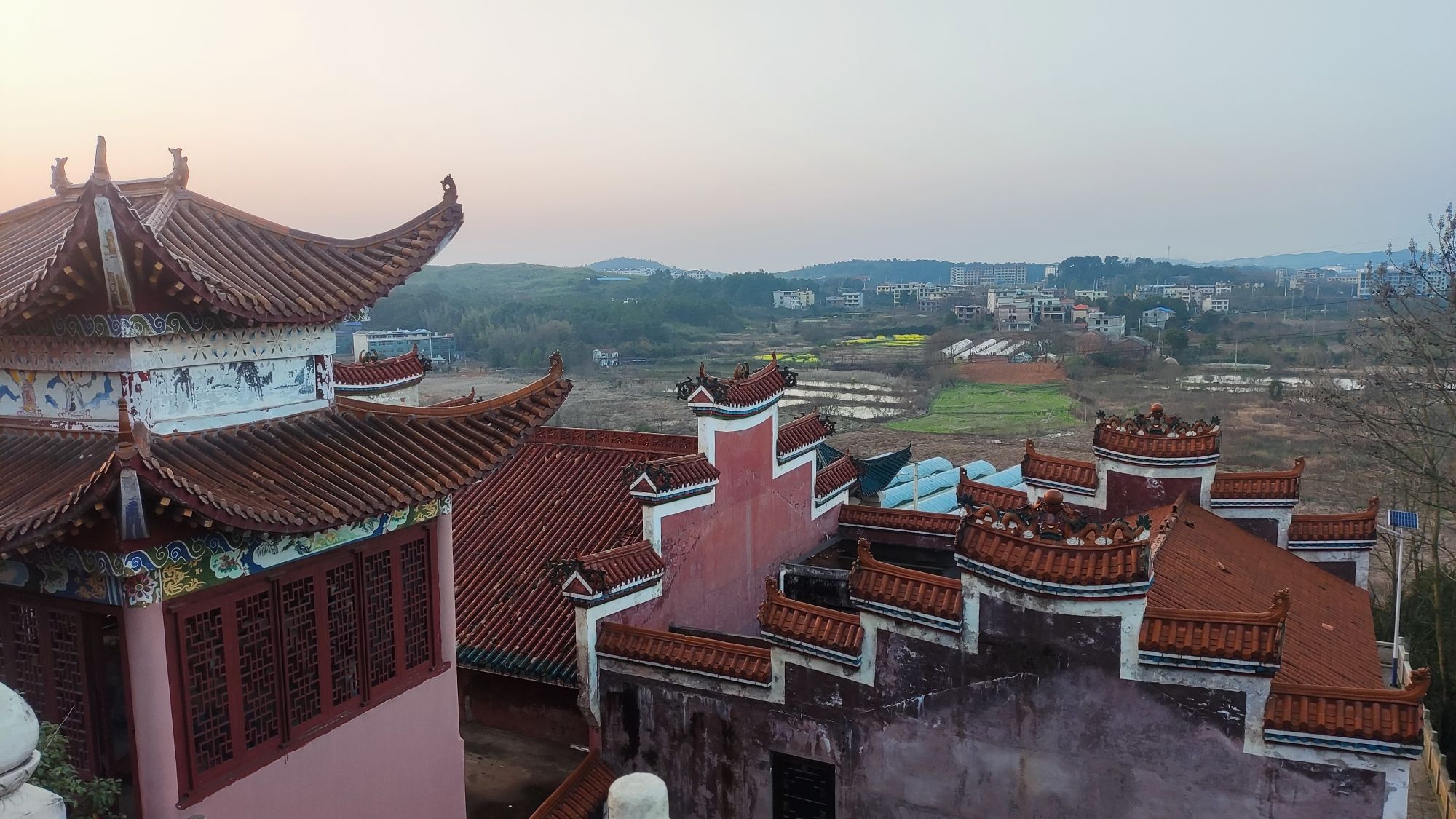 盘古庙实景照片