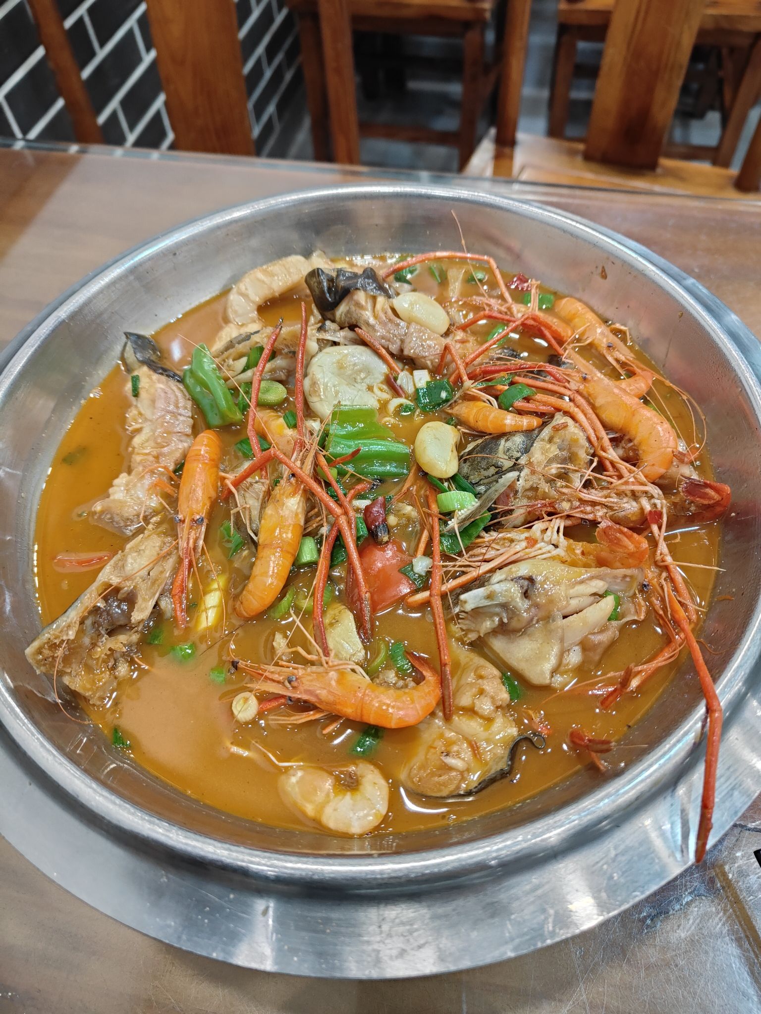 金满船渔港(滨江佳苑店)