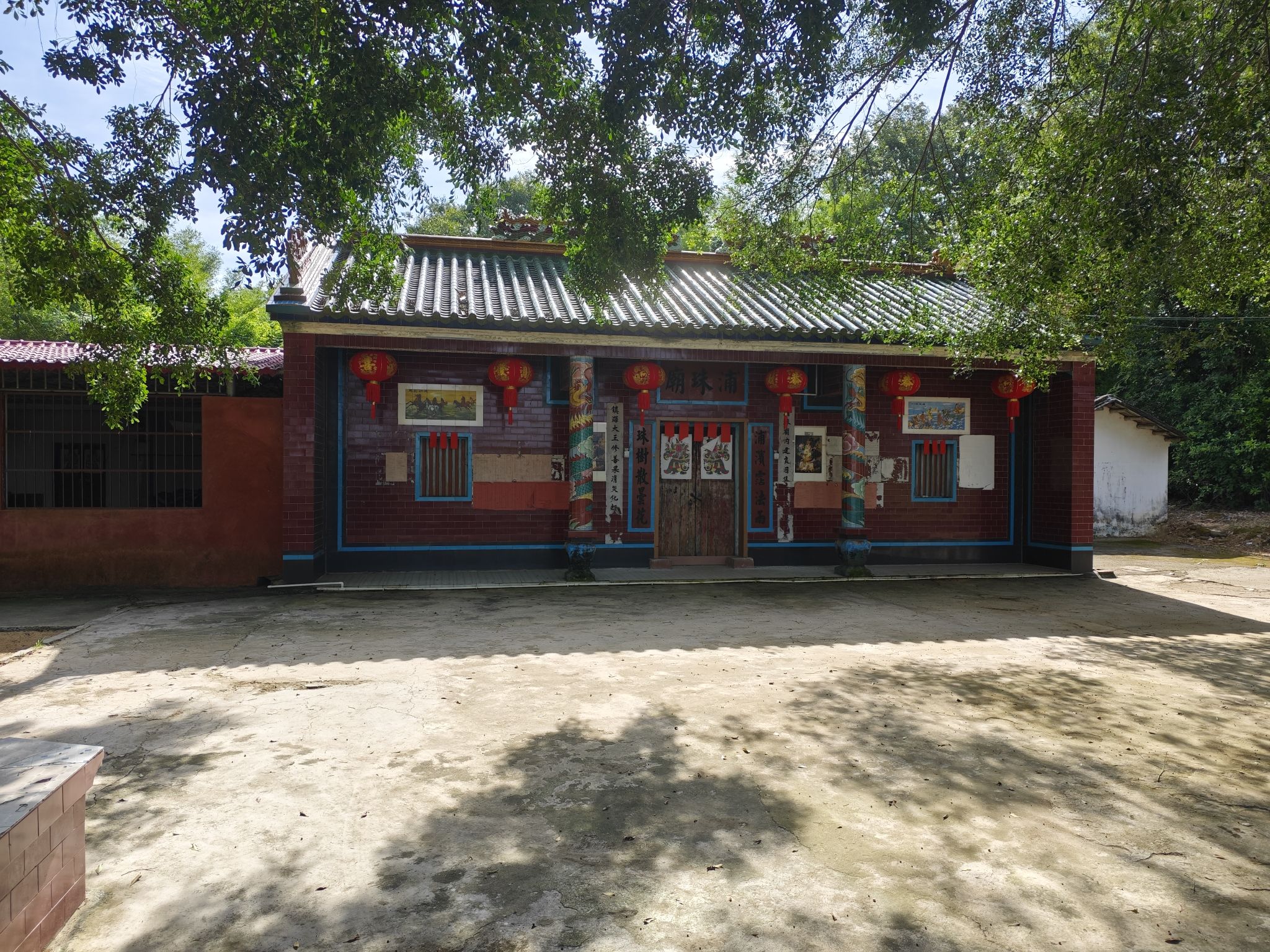 浦珠庙实景照片