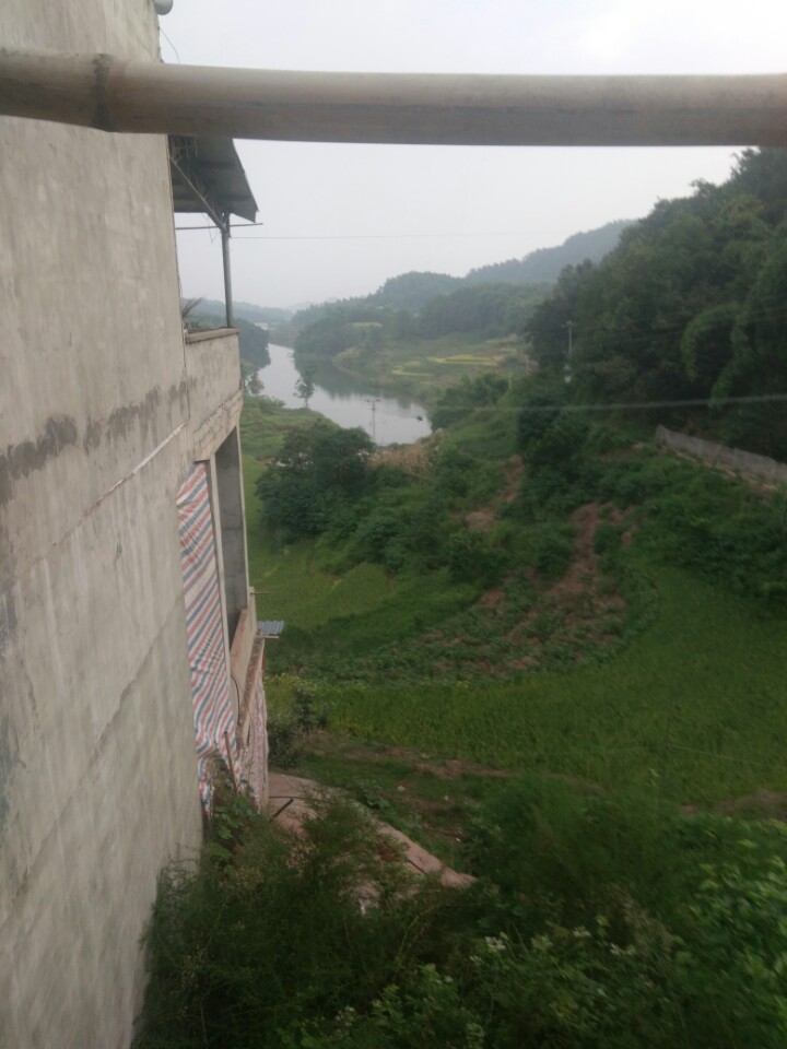 草盖寺实景照片