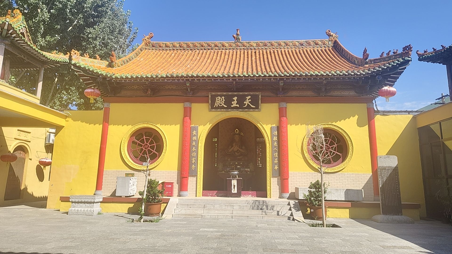 海虹塔寺实景照片