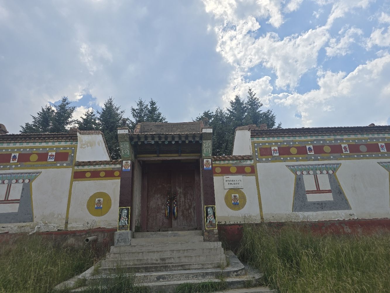 柔丹噶擦寺实景照片
