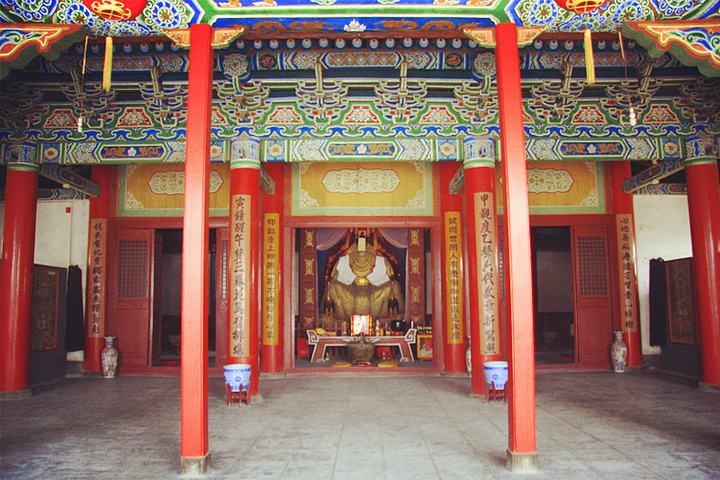 城隍古庙实景照片