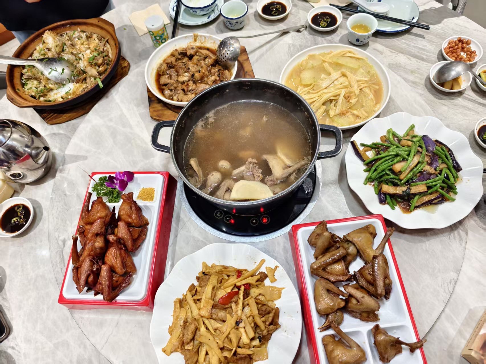 鸽皇餐厅(帝景豪园店)