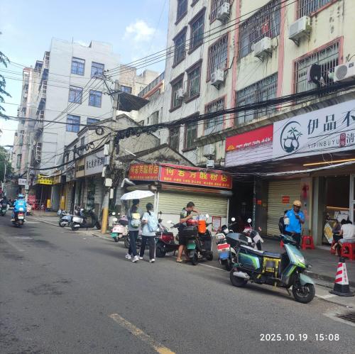 何若芳酸粉店
