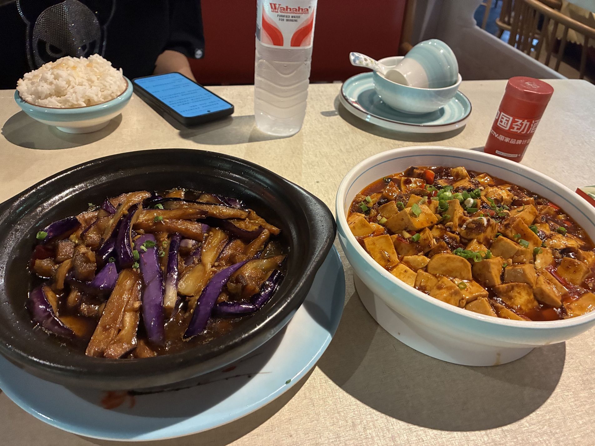 湘里人家湘菜馆(白沙店)