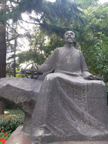 徐光启纪念雕像旅行图片 1