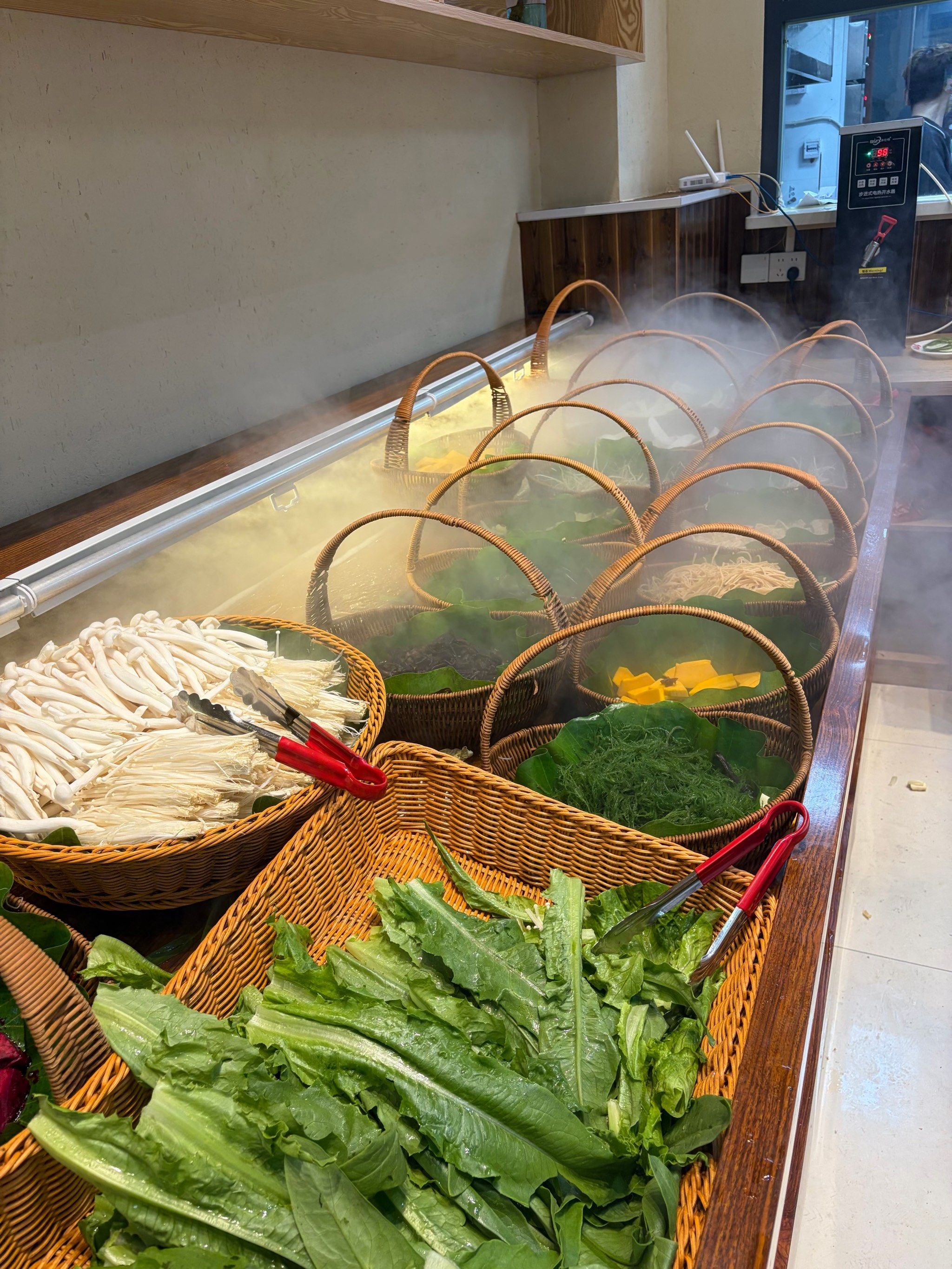 九鼎鲜土鸡火锅