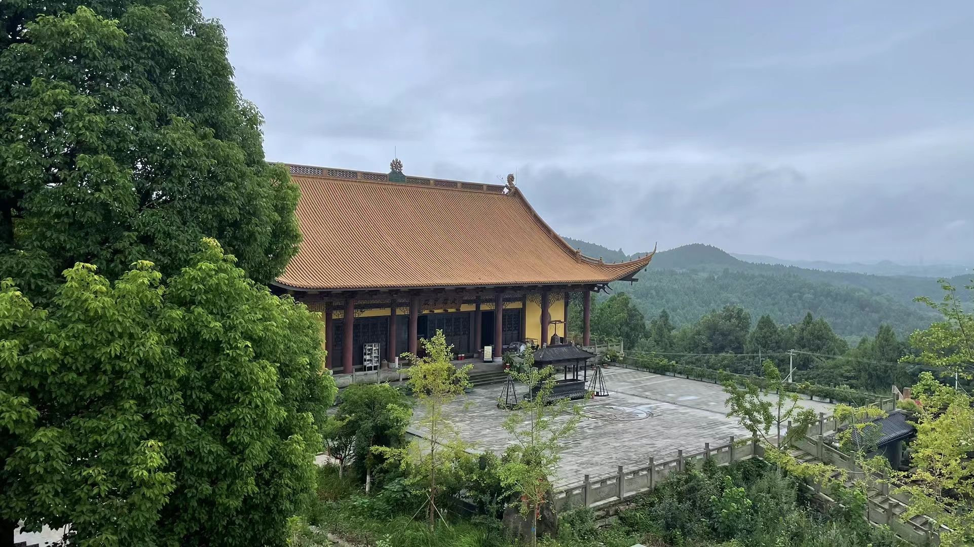 云盖寺实景照片