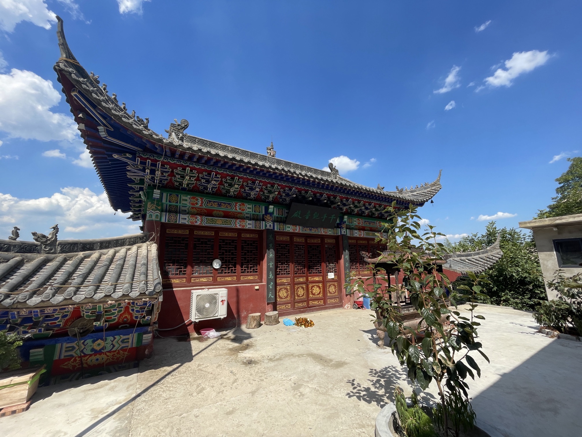 圣水寺实景照片