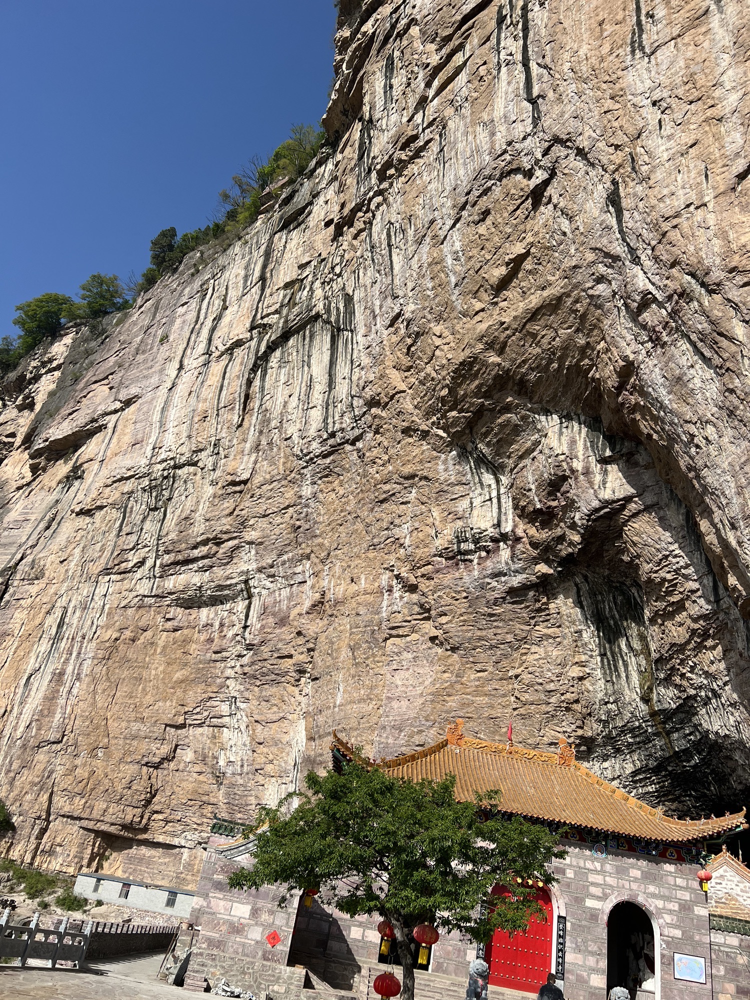 云峰寺实景照片