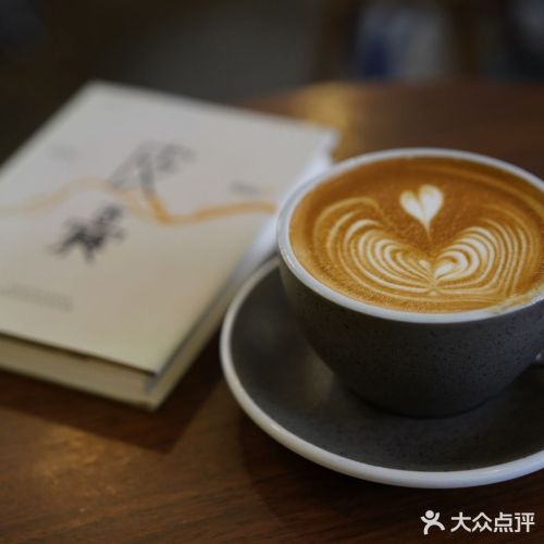 拿铁LATTE
