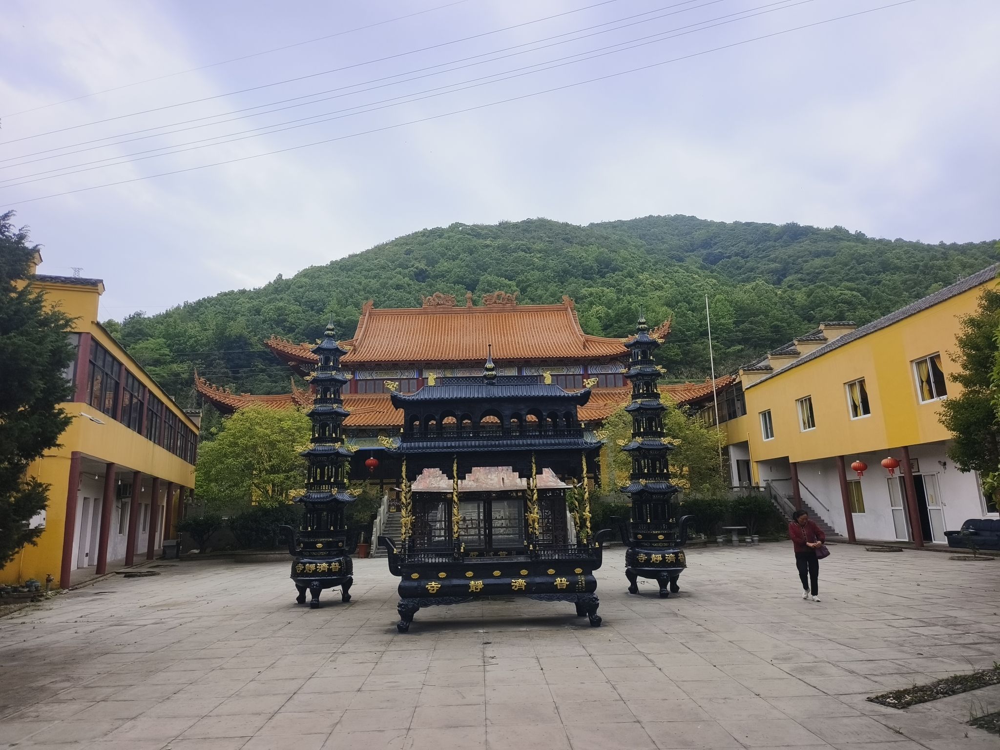象山普济寺实景照片
