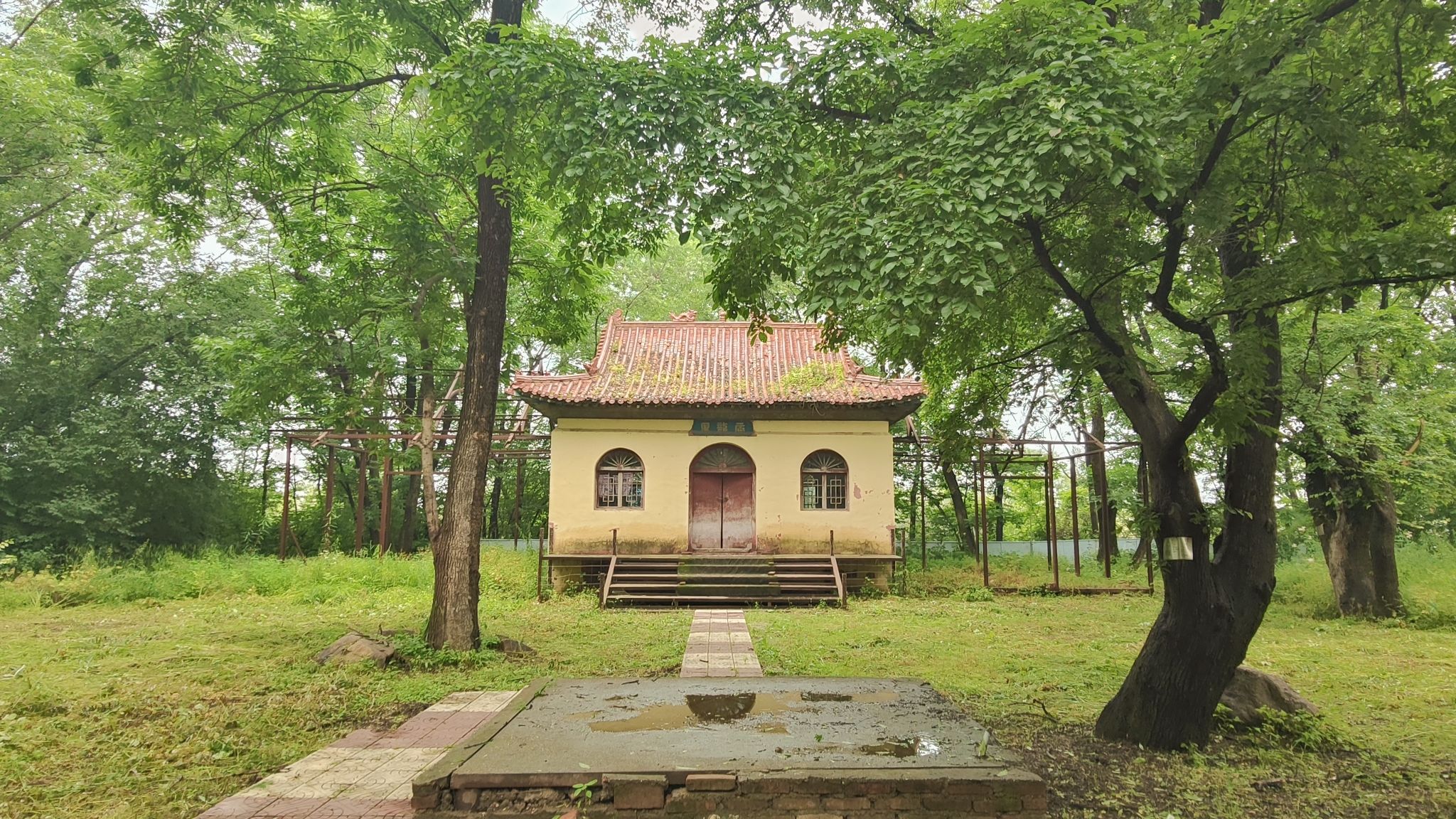 黑龙庙实景照片
