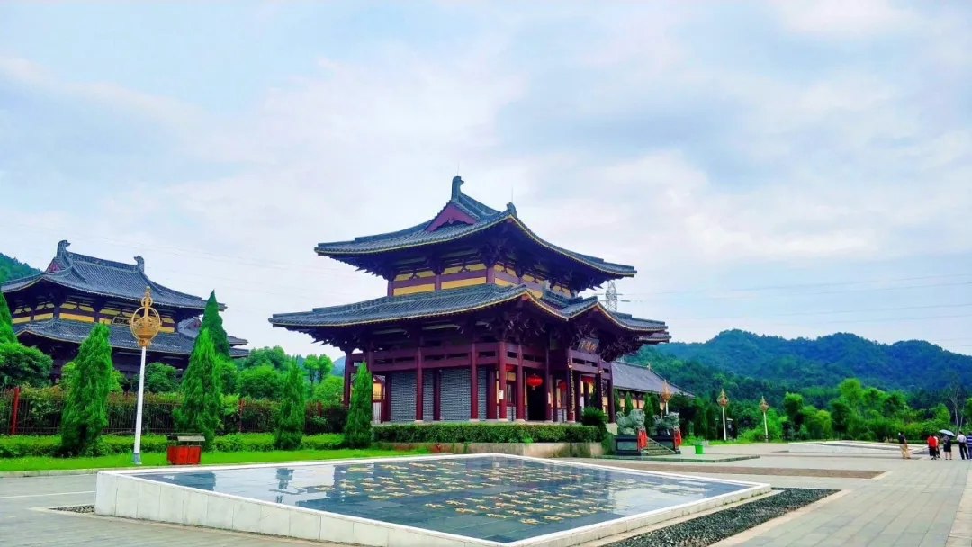 西隐寺实景照片
