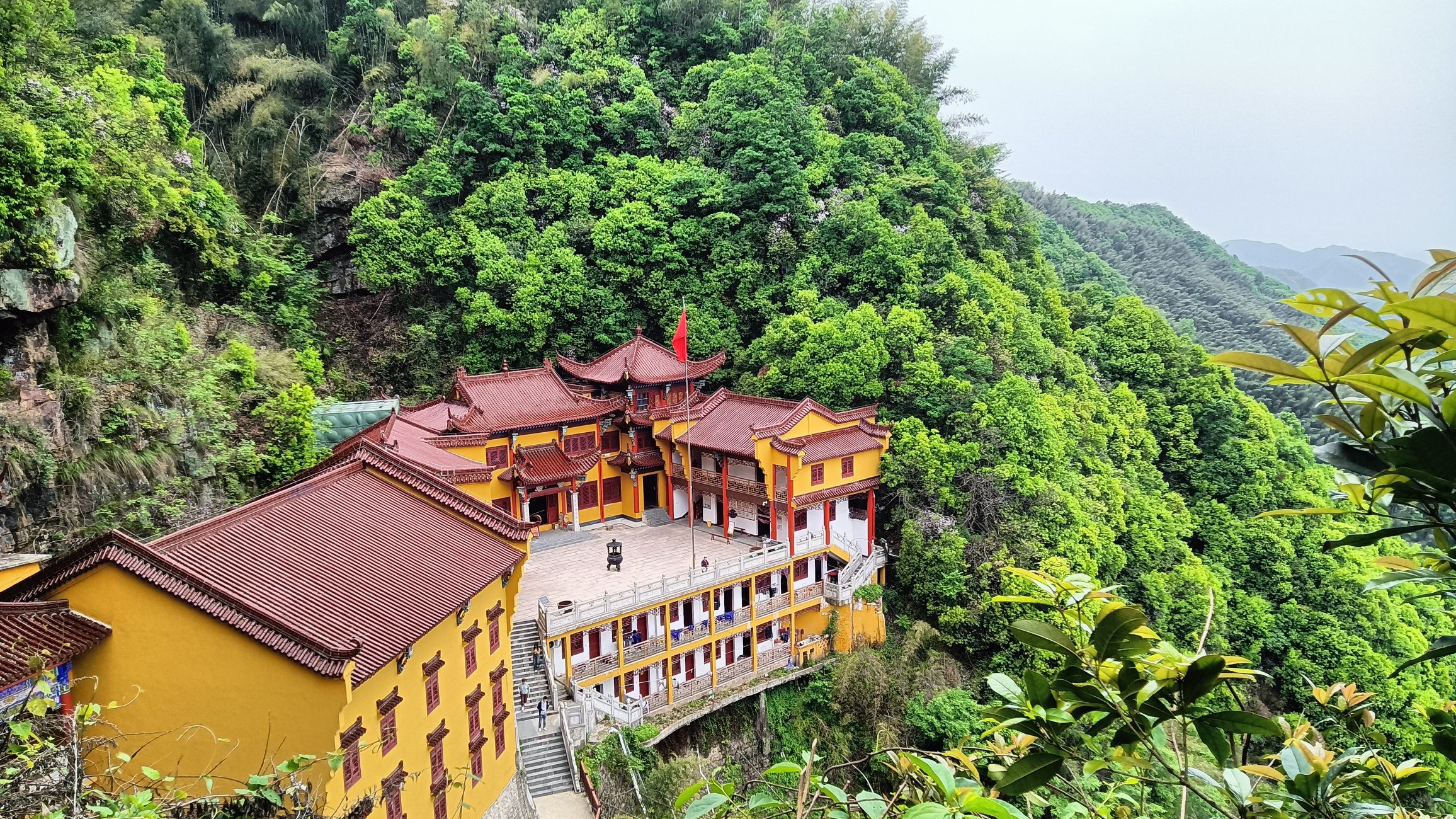 朝天洞龙泉寺实景照片