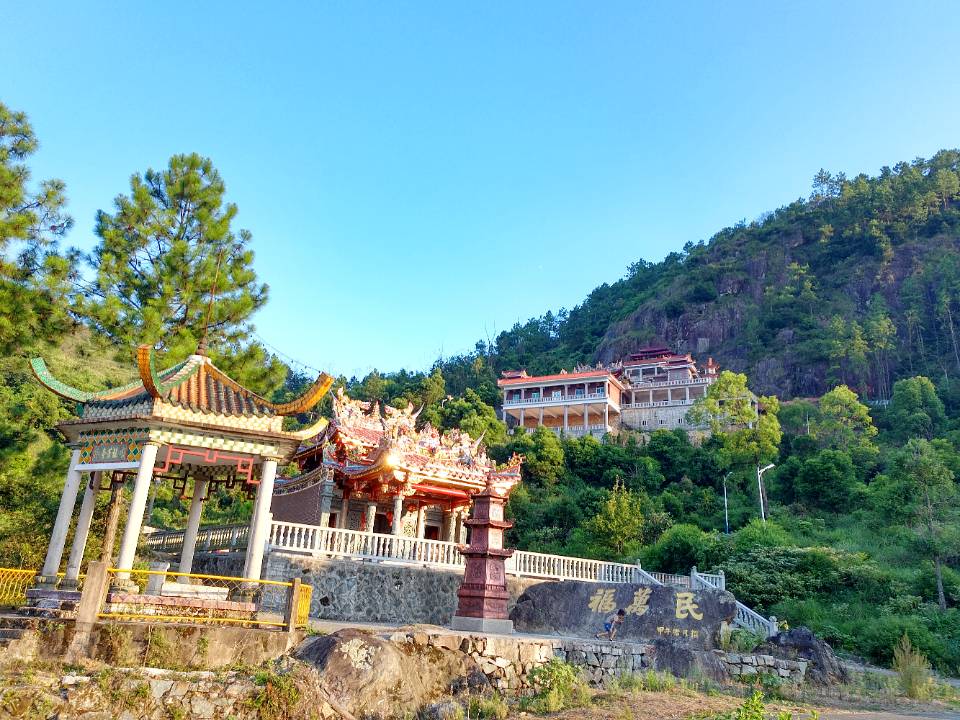 龙须岩实景照片