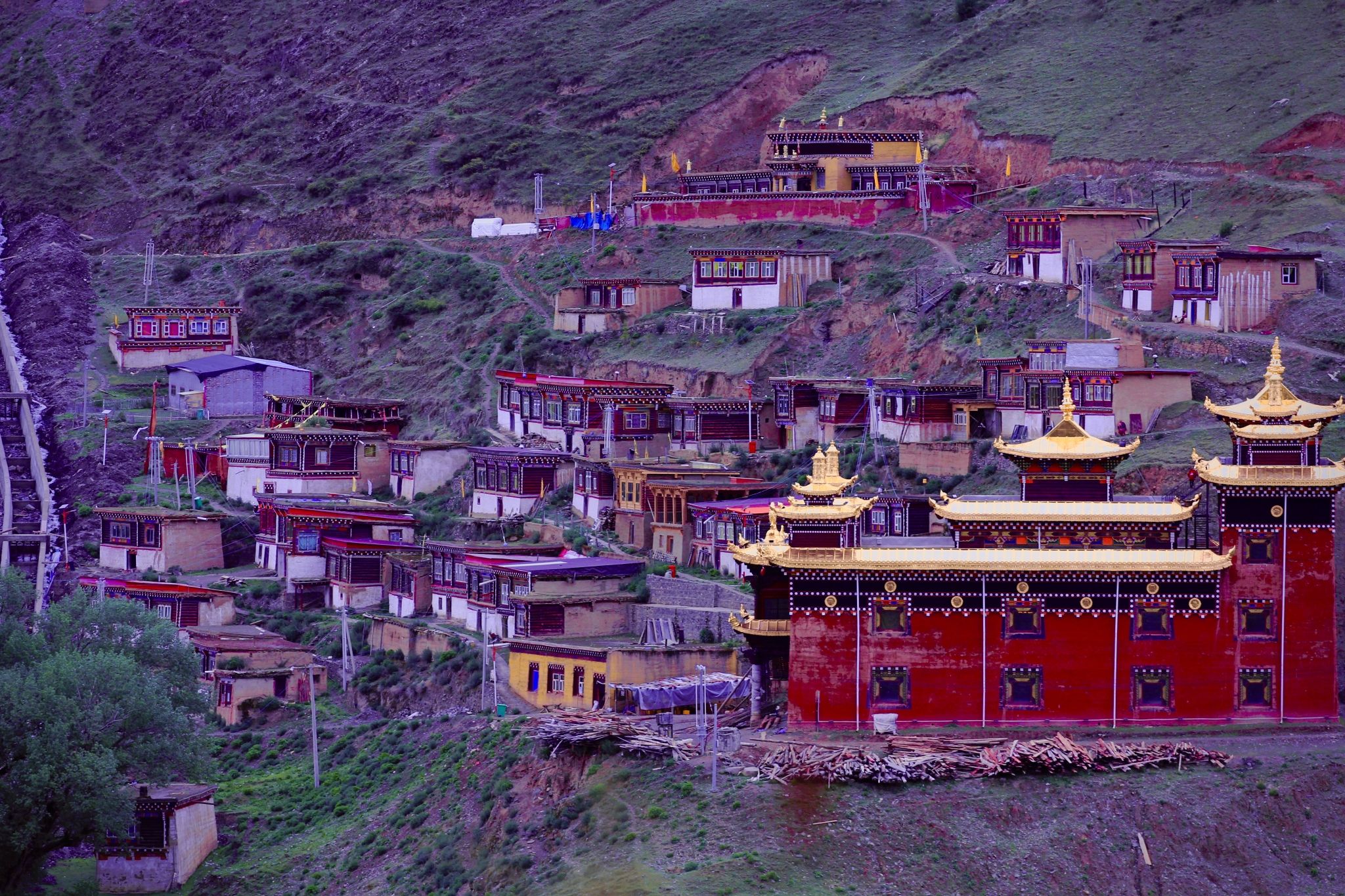 麻根寺实景照片