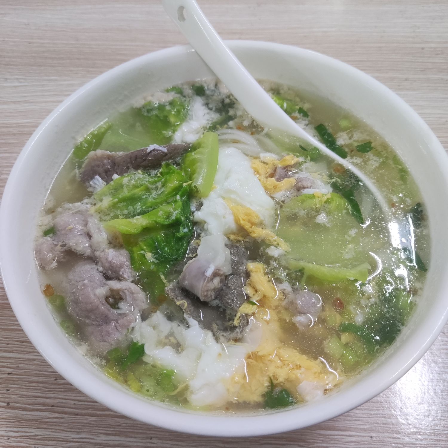 潮味猪杂粉汤