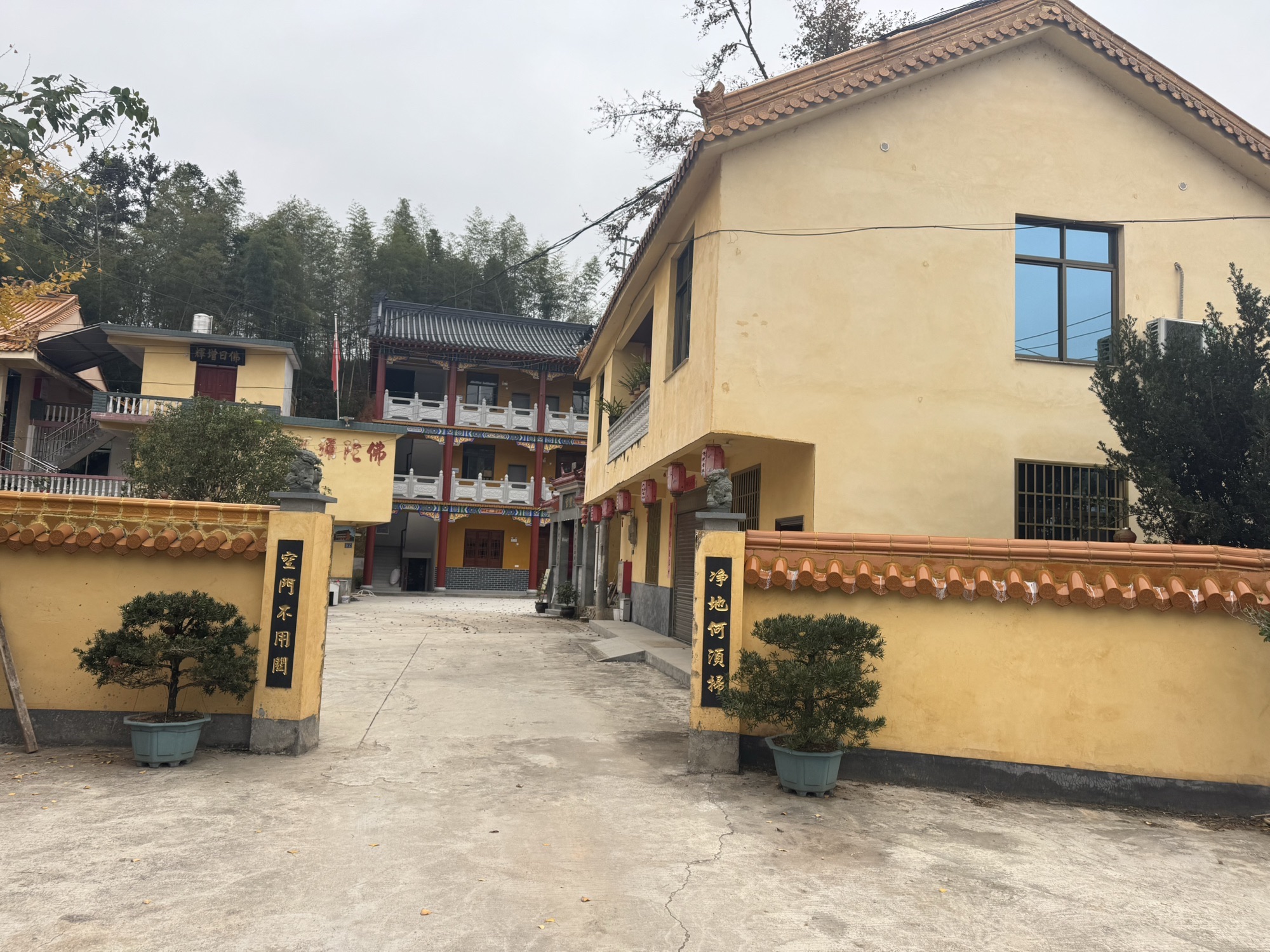 宣和莲花寺实景照片