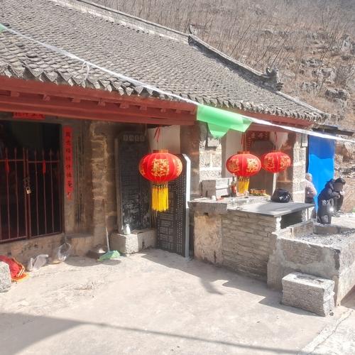 黑鹿河水库龙母娘娘庙实景照片