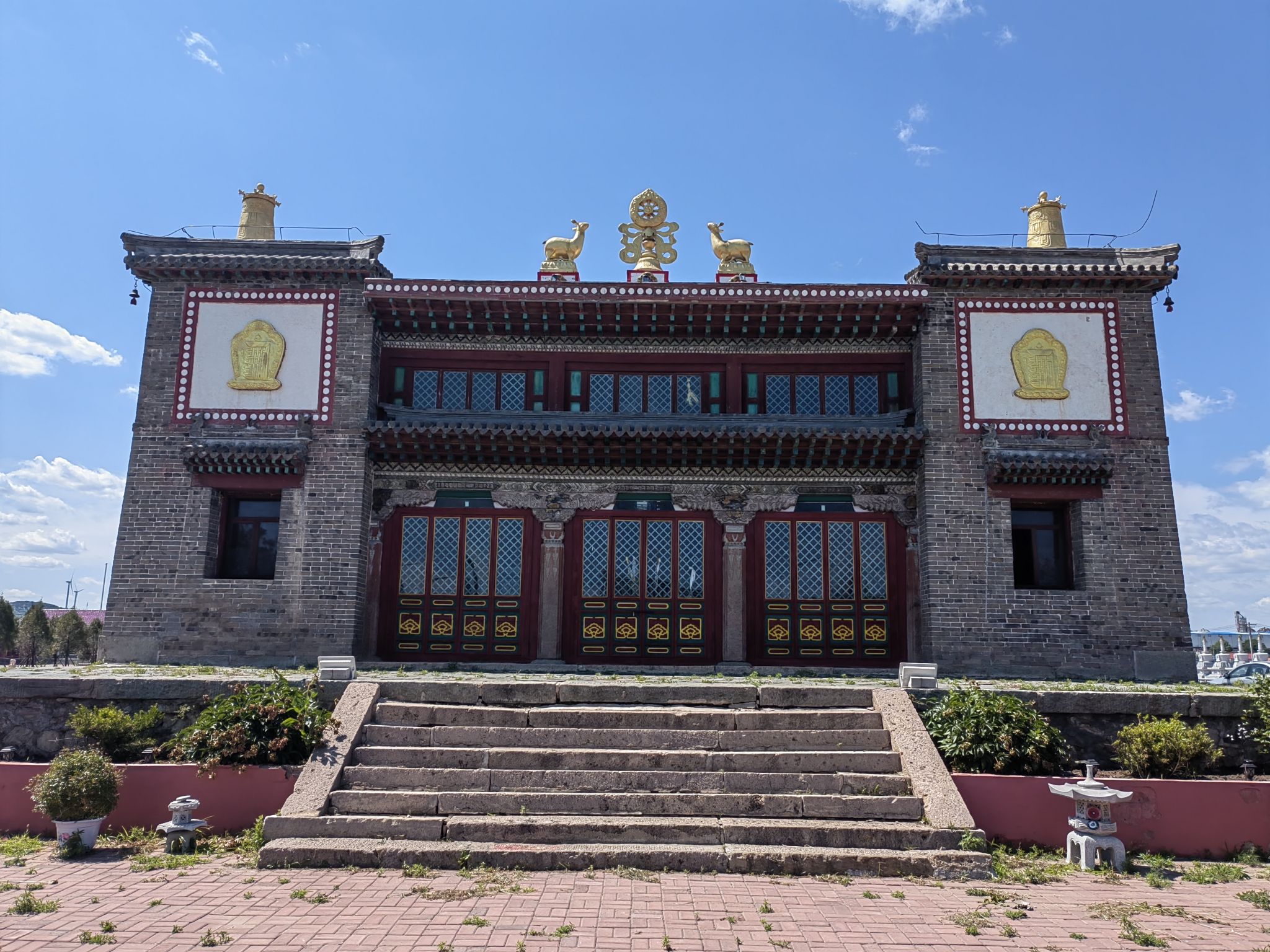 圣经寺实景照片
