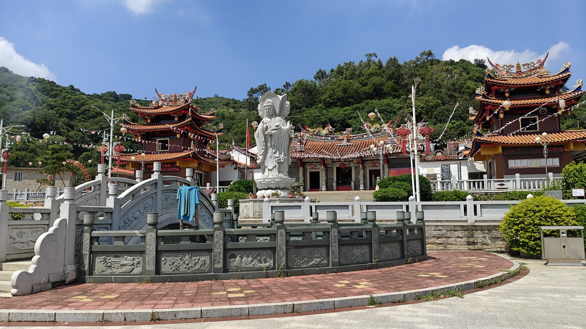龙应寺实景照片