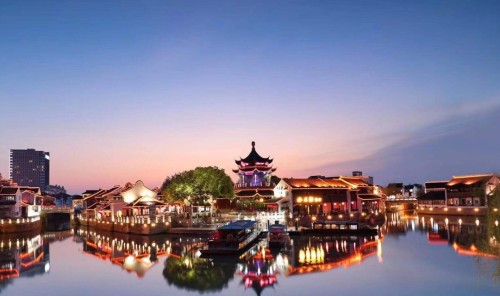 唐少傅白公祠