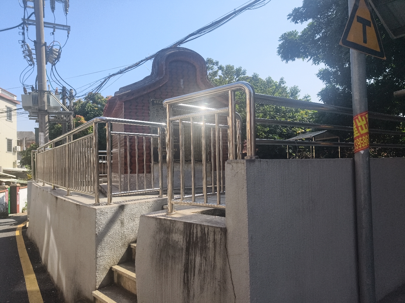 洪岱大宅土地公庙实景照片
