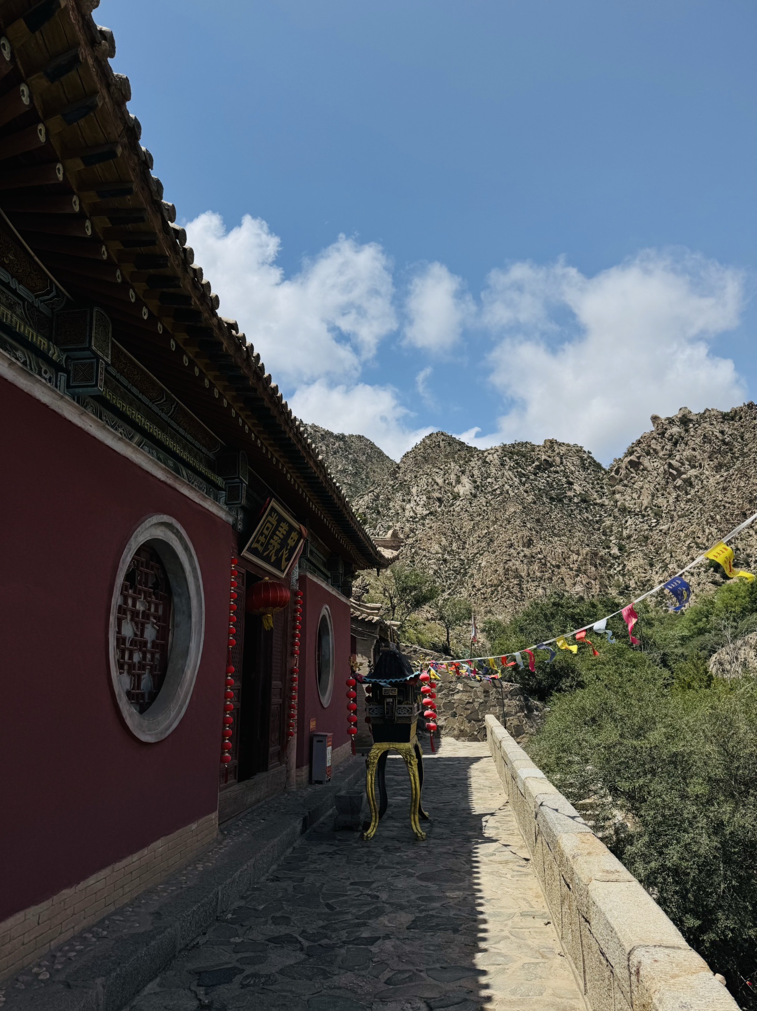 贺兰庙实景照片