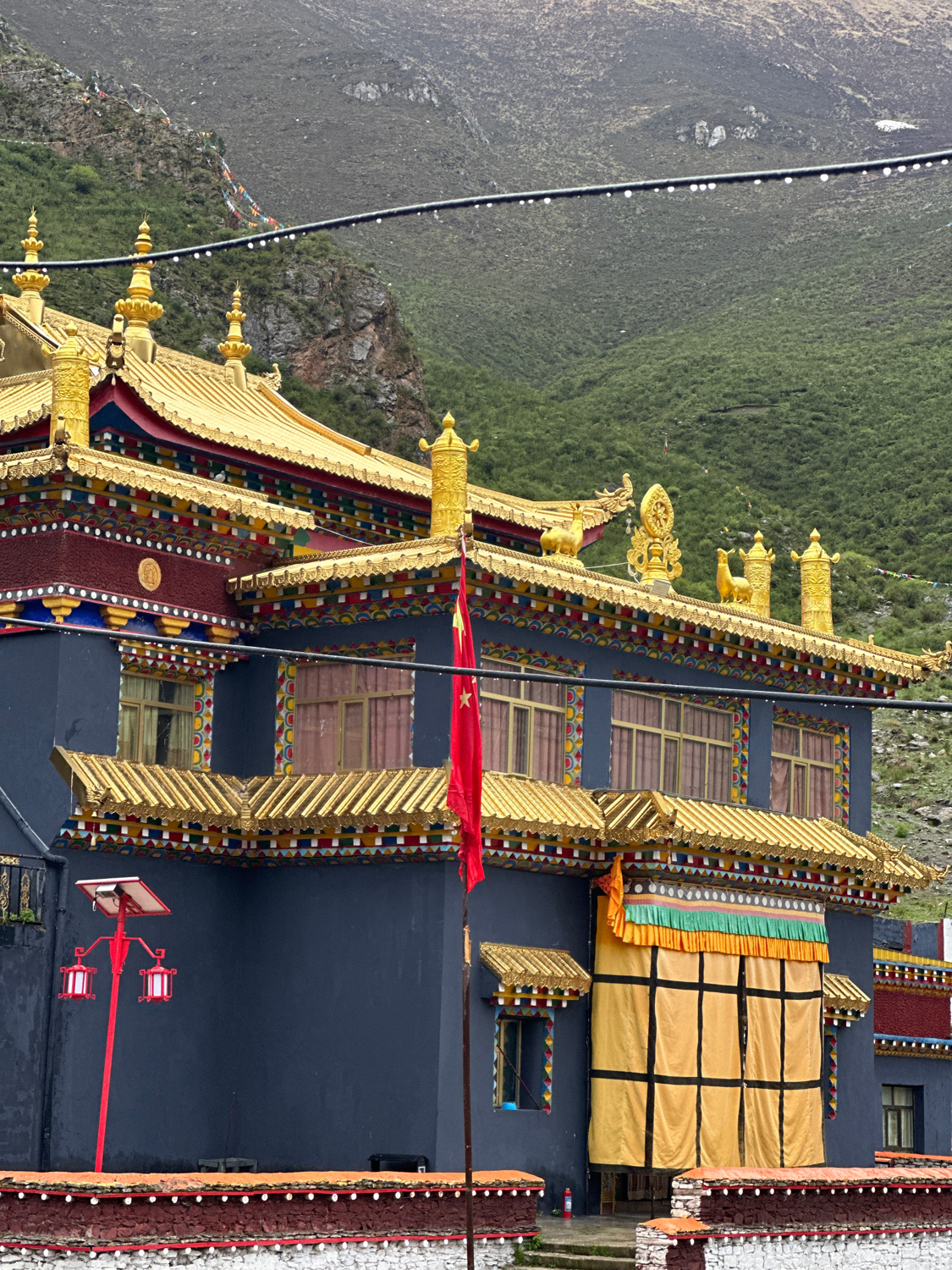 阿乜寺实景照片