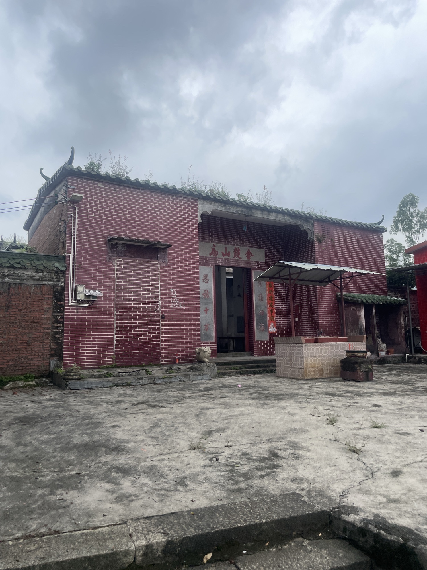 金鼓山庙实景照片