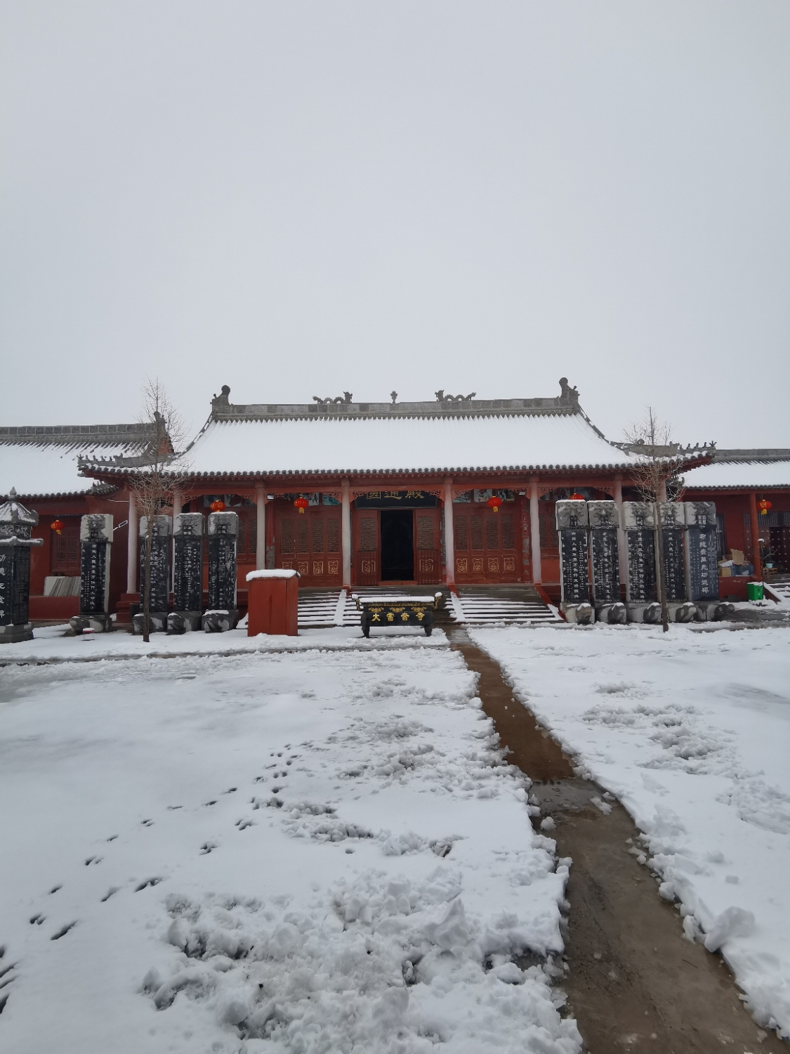 圆通殿实景照片